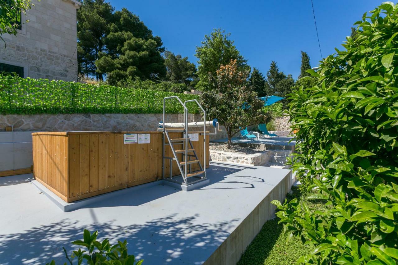 Villa Margarita 챠브타트 외부 사진